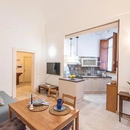 Rubichi 6 - Selection Apartment Lecce