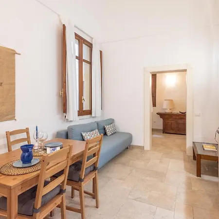 Apartamento Rubichi 6 - Old Town Sit *